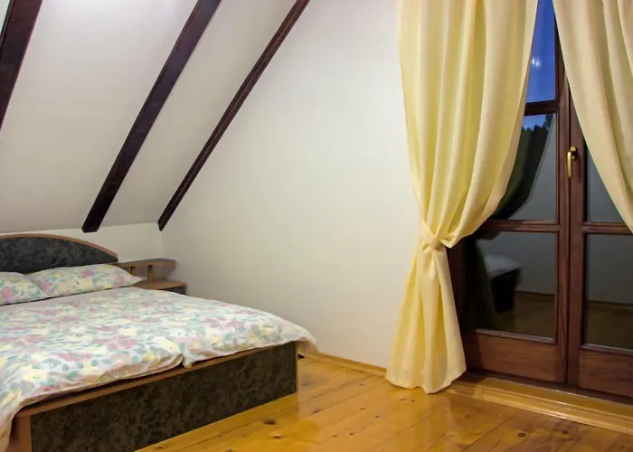 木屋 Snjeguljica